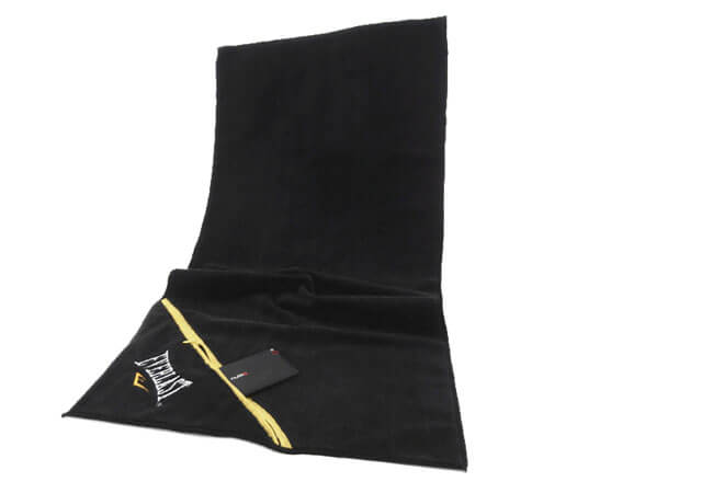zipper-pocket-towel_black-color1